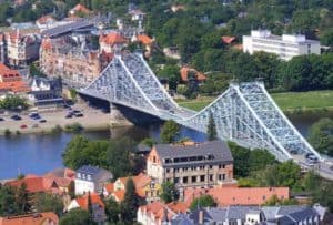 Brücke "Blaues Wunder" über die Elbe in Dresden